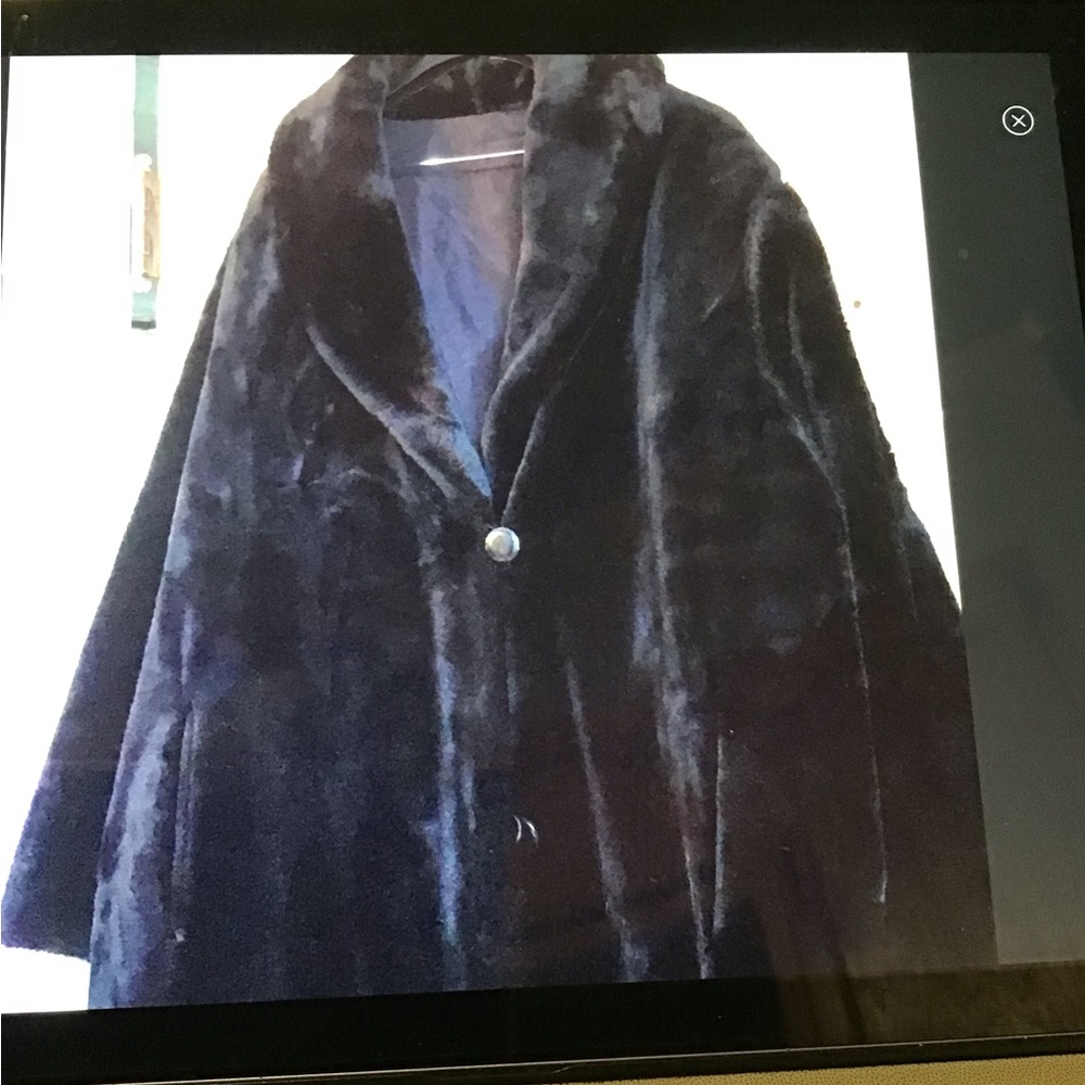 Elegant Black Reversible Faux Fur Coat